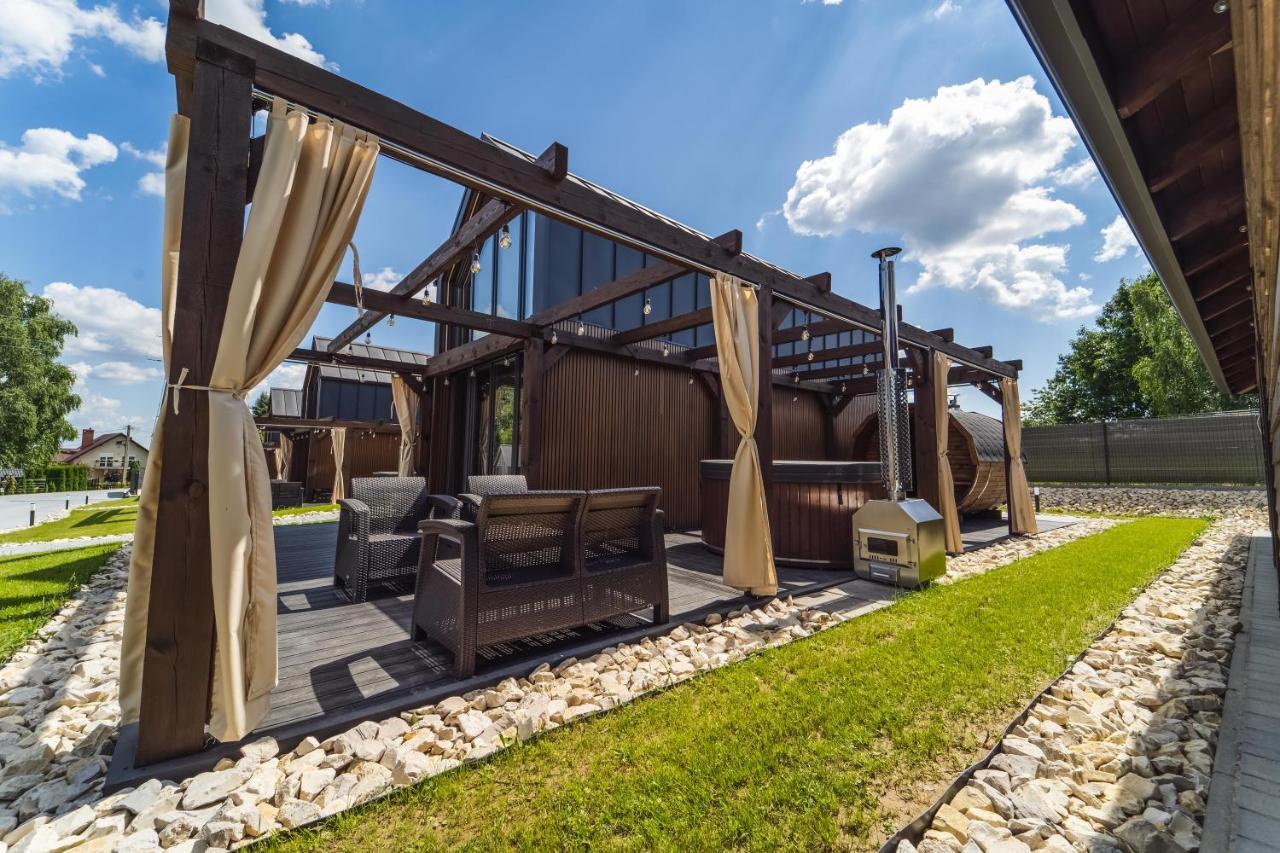 Village Resort Sauna & Jacuzzi & Netflix Tworkowa المظهر الخارجي الصورة