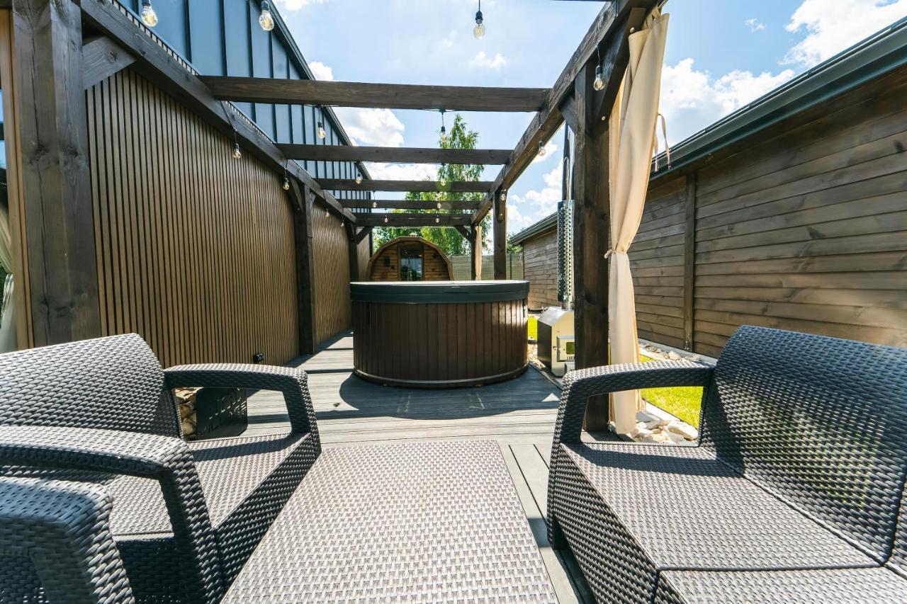 Village Resort Sauna & Jacuzzi & Netflix Tworkowa المظهر الخارجي الصورة