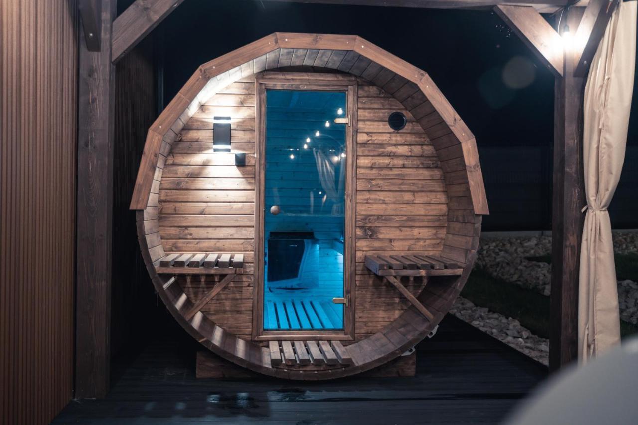 Village Resort Sauna & Jacuzzi & Netflix Tworkowa المظهر الخارجي الصورة