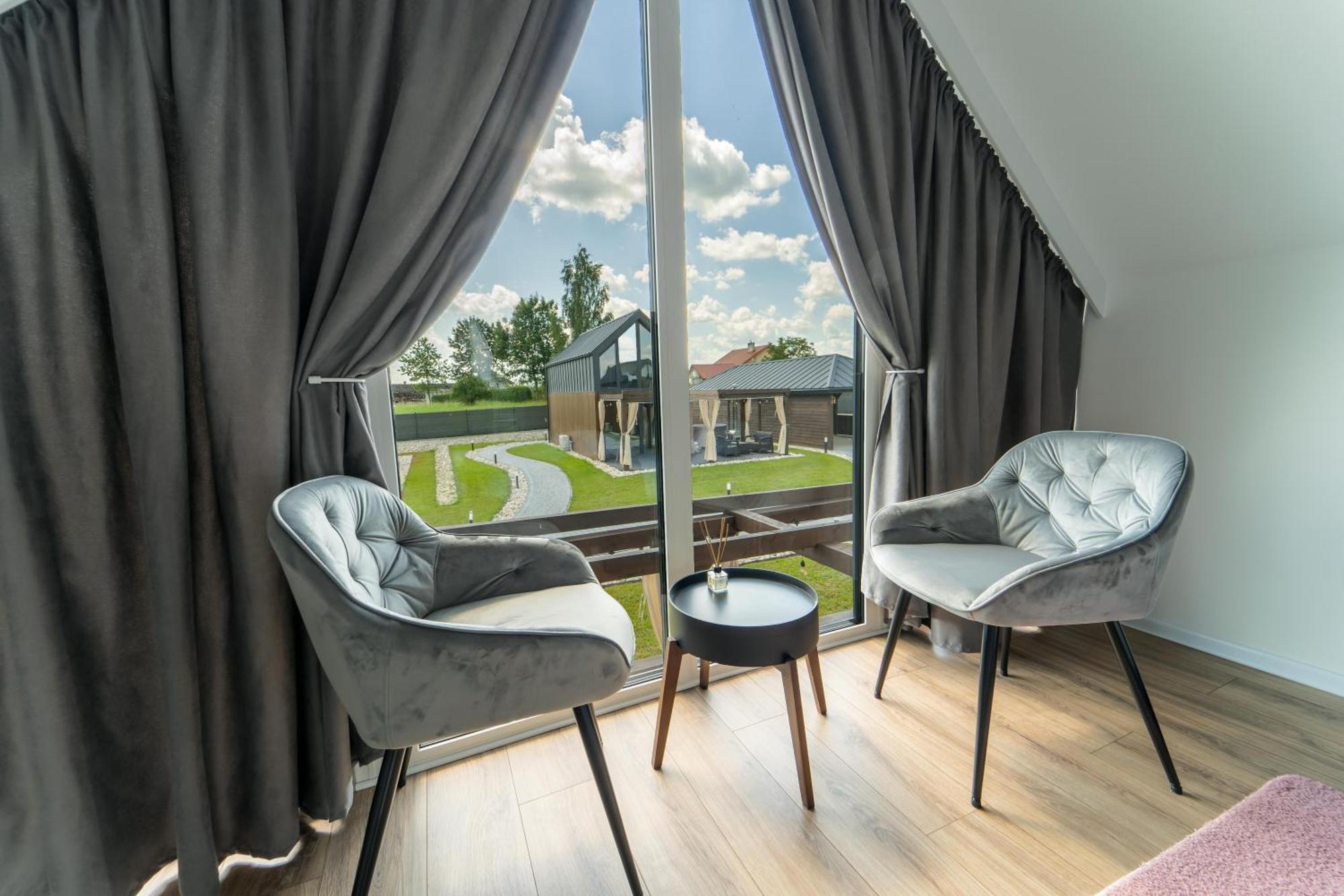 Village Resort Sauna & Jacuzzi & Netflix Tworkowa الغرفة الصورة