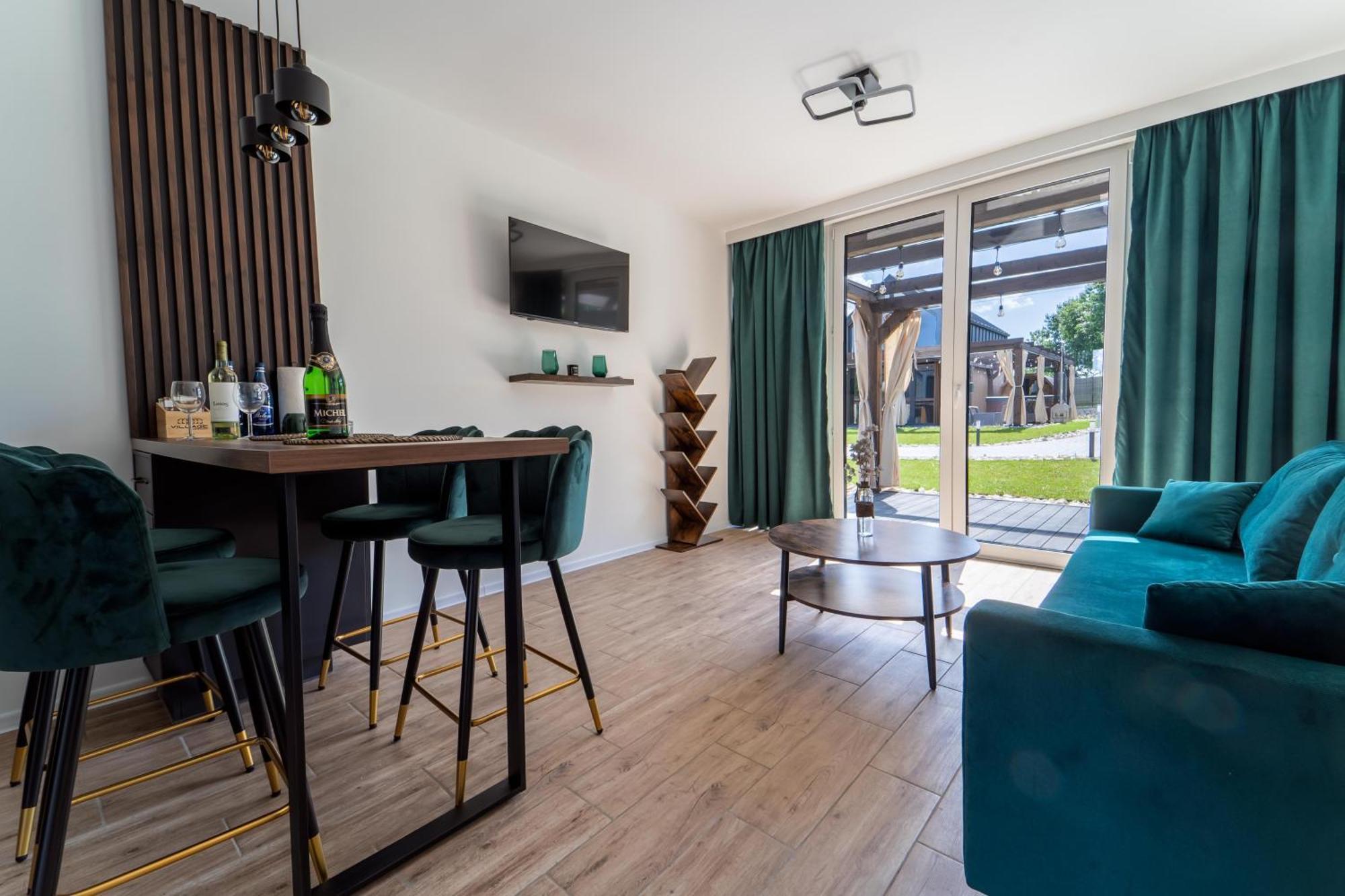 Village Resort Sauna & Jacuzzi & Netflix Tworkowa الغرفة الصورة